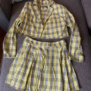 Perfect for clueless Halloween costume! So comfy and is actually well made